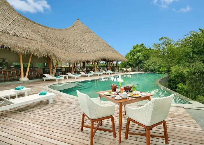 Theanna And 5* Canggu
